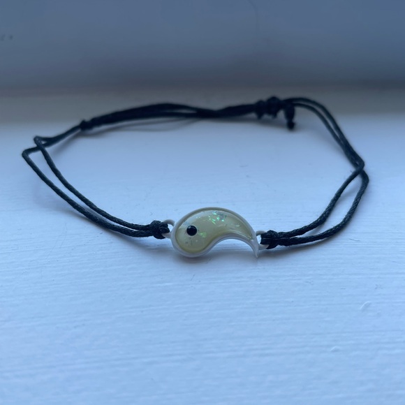 Matching Yin Yang symbol bracelet set - Picture 5 of 5
